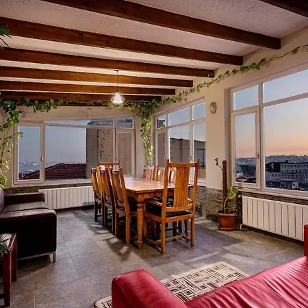 Private Lift, Indoor Terrace With Bosphorous View 185sqm At Galata Apartment